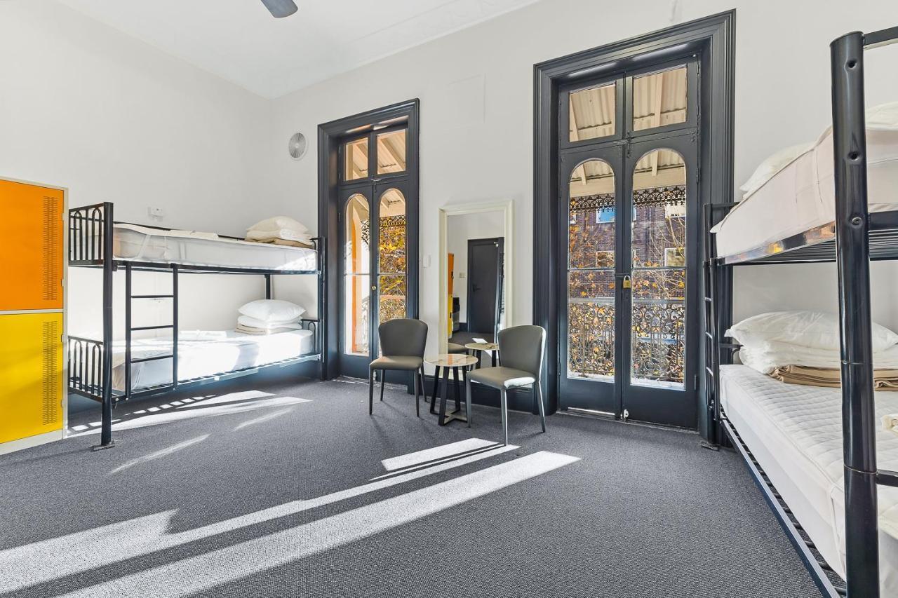 Hostel London Plane Backpackers Sydney Exterior foto