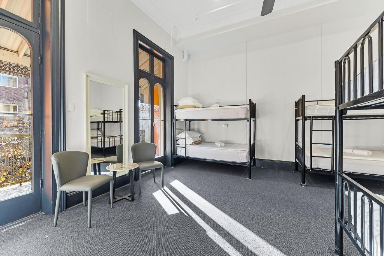 Hostel London Plane Backpackers Sydney Exterior foto