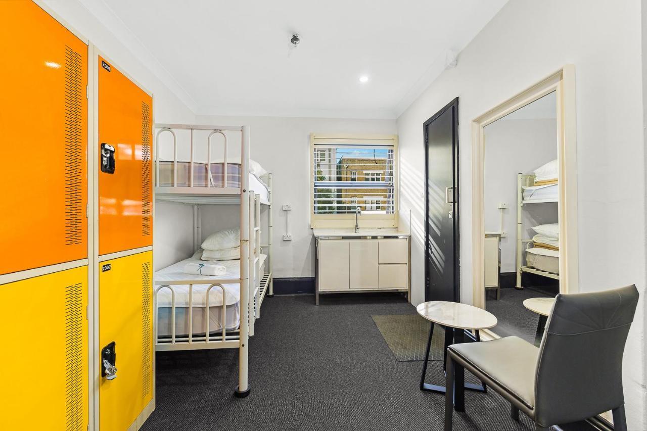 Hostel London Plane Backpackers Sydney Exterior foto